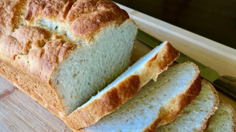 family-favorite-gluten-free-sandwich-bread