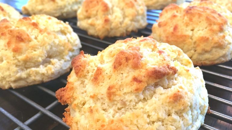 cheesy-gluten-free-biscuits