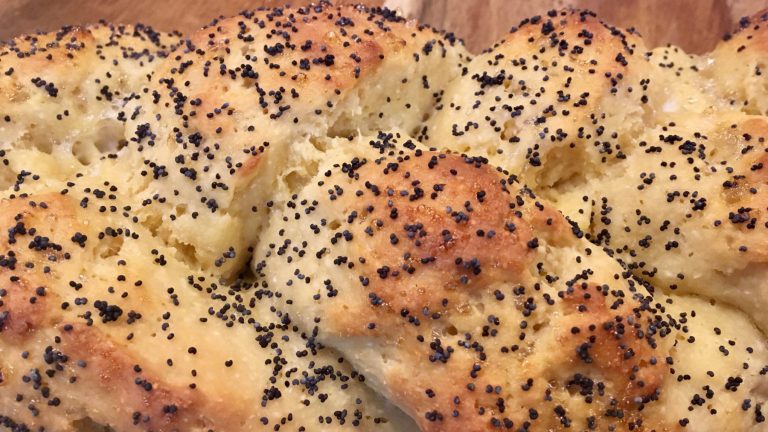 gluten-free-challah-bread-with-milk-and-honey