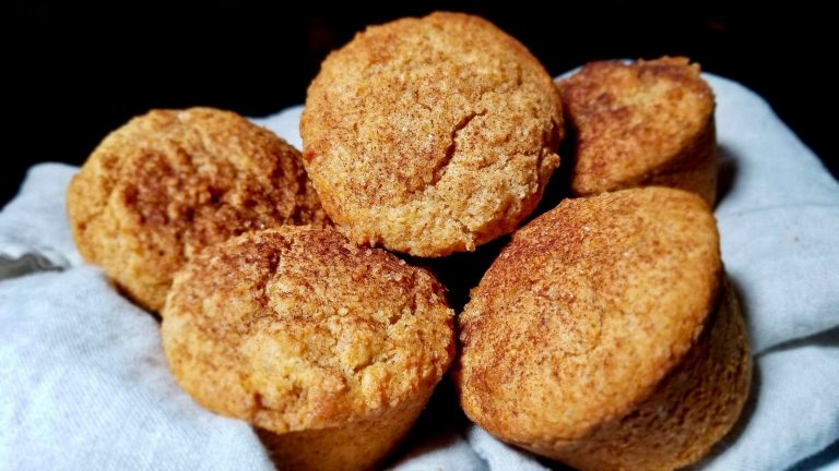 gluten-free-doughnut-muffins-nutmeg-and-cinnamon