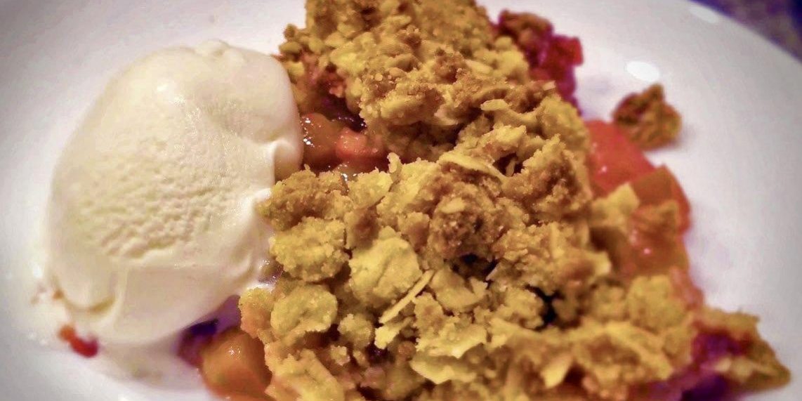 Flour Farm Rhubarb Strawberry Crisp Vanilla Ice Cream gluten-free-rhubarb-strawberry-crisp