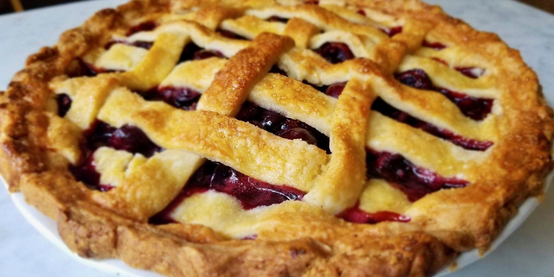 gluten-free-Flaky-Crust-Cherry-Pie