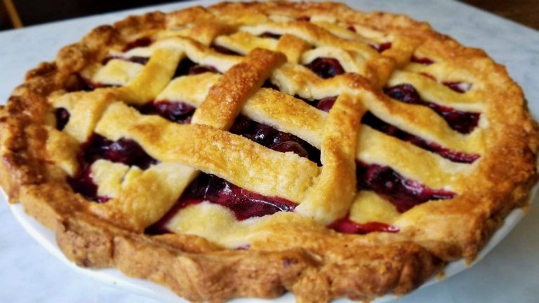 gluten-free-Flaky-Crust-Cherry-Pie