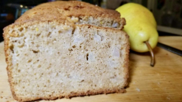 gluten-free-pear-cardamom-quick-bread