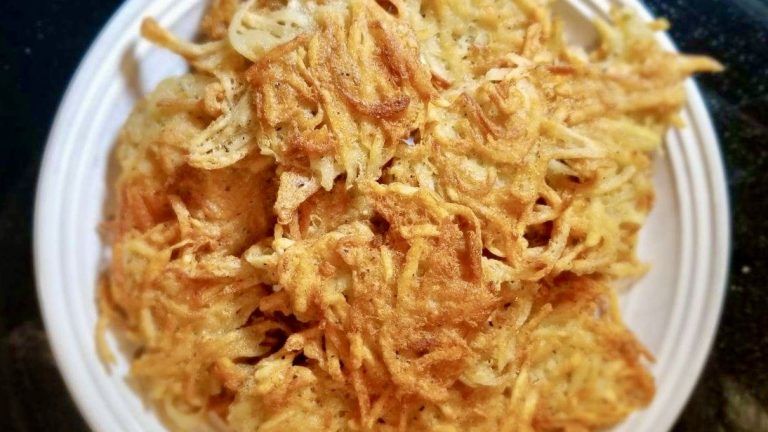 crispy-classic-gluten-free-potato-latkes