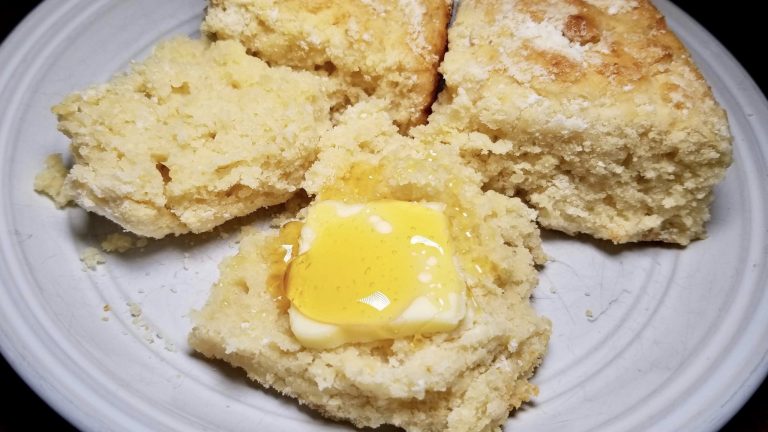 fluffy-gluten-free-kissing-biscuits