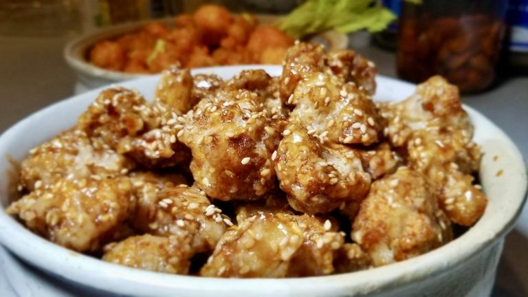 gluten-free-crispy-cauliflower-sweet-asian-sauce