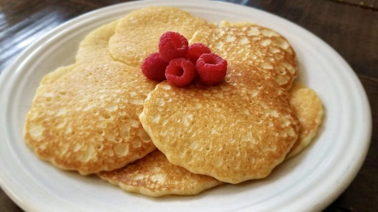 gluten-free-sourdough-pancakes